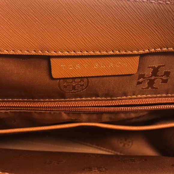Tory Burch York Tote - Picture 4 of 6